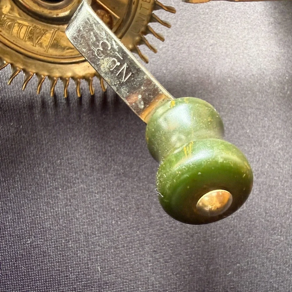 Vintage LADD Universal Hand Crank Egg Beater‎ Green Handle USA Manual Mixer